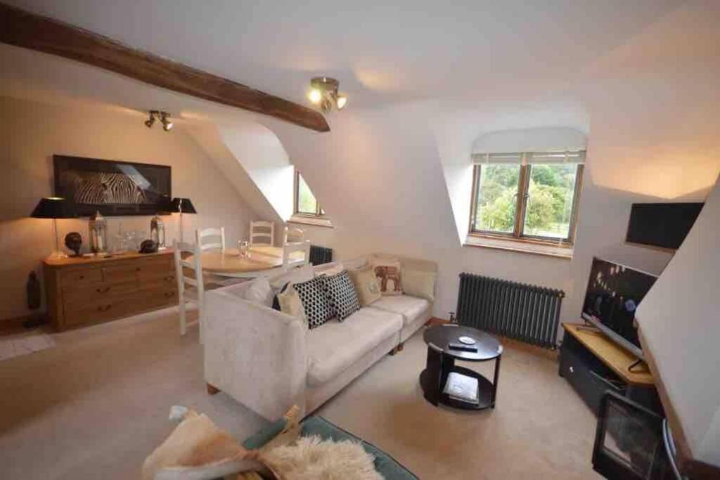 The Old Manor Coach House Apartamento Cirencester Exterior foto