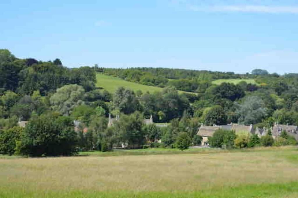 The Old Manor Coach House Apartamento Cirencester Exterior foto